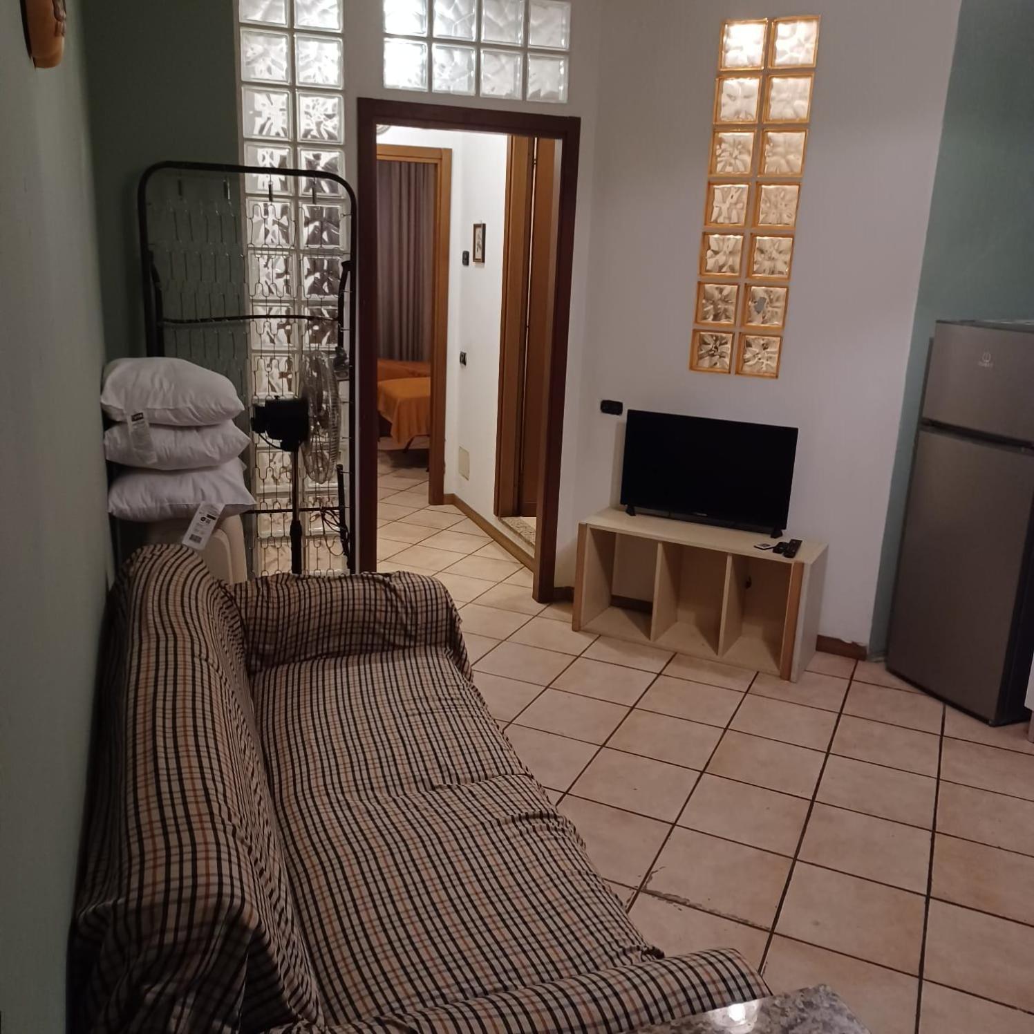 La Siesta Apartment Novara Ngoại thất bức ảnh